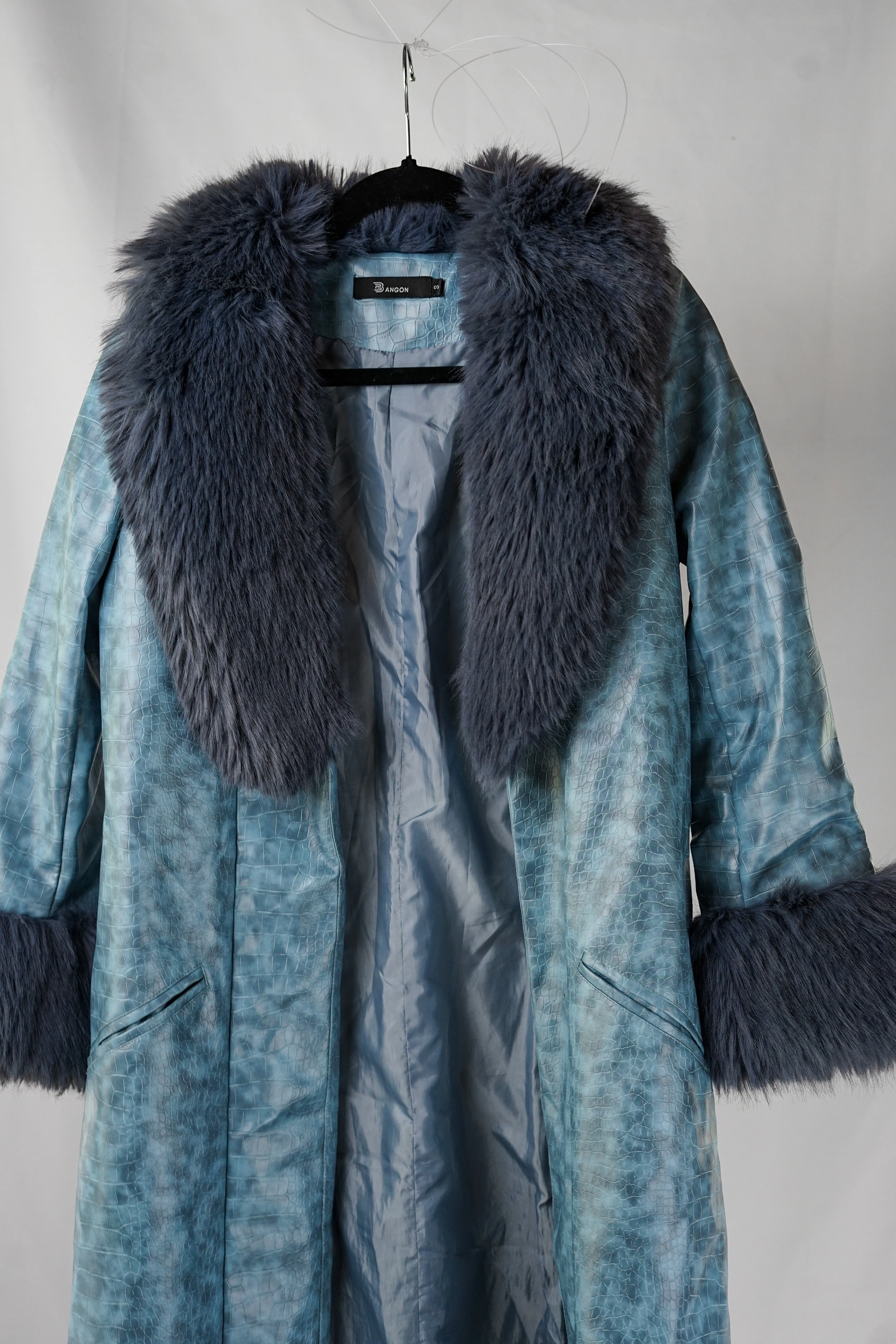 Bangon | Blue Snake Skin Leather Coat with Blue Fur Trim