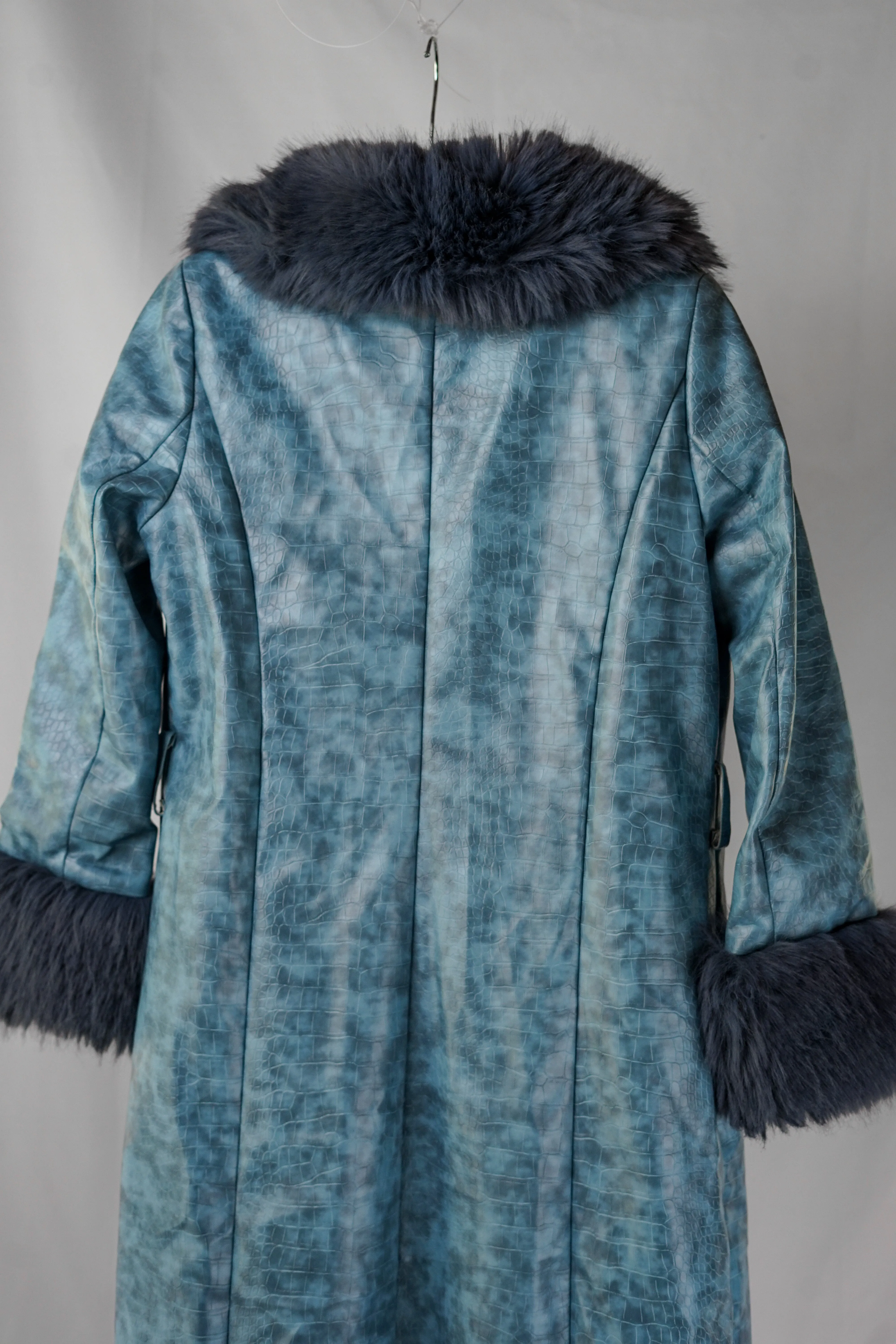 Bangon | Blue Snake Skin Leather Coat with Blue Fur Trim