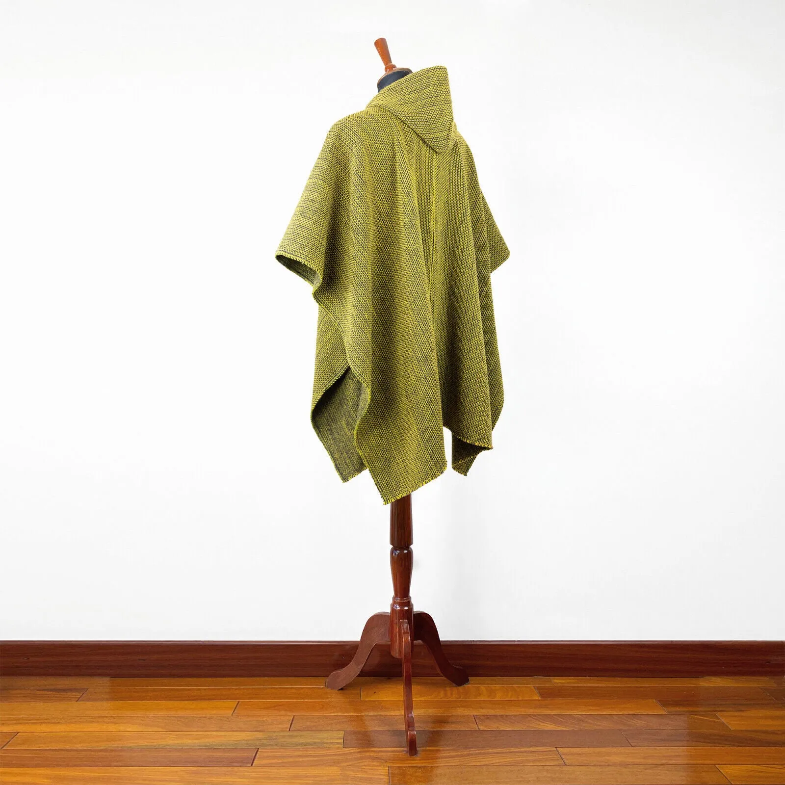 Cangochara - Llama Wool Unisex South American Handwoven Thick Hooded Poncho - solid light green/camo pattern