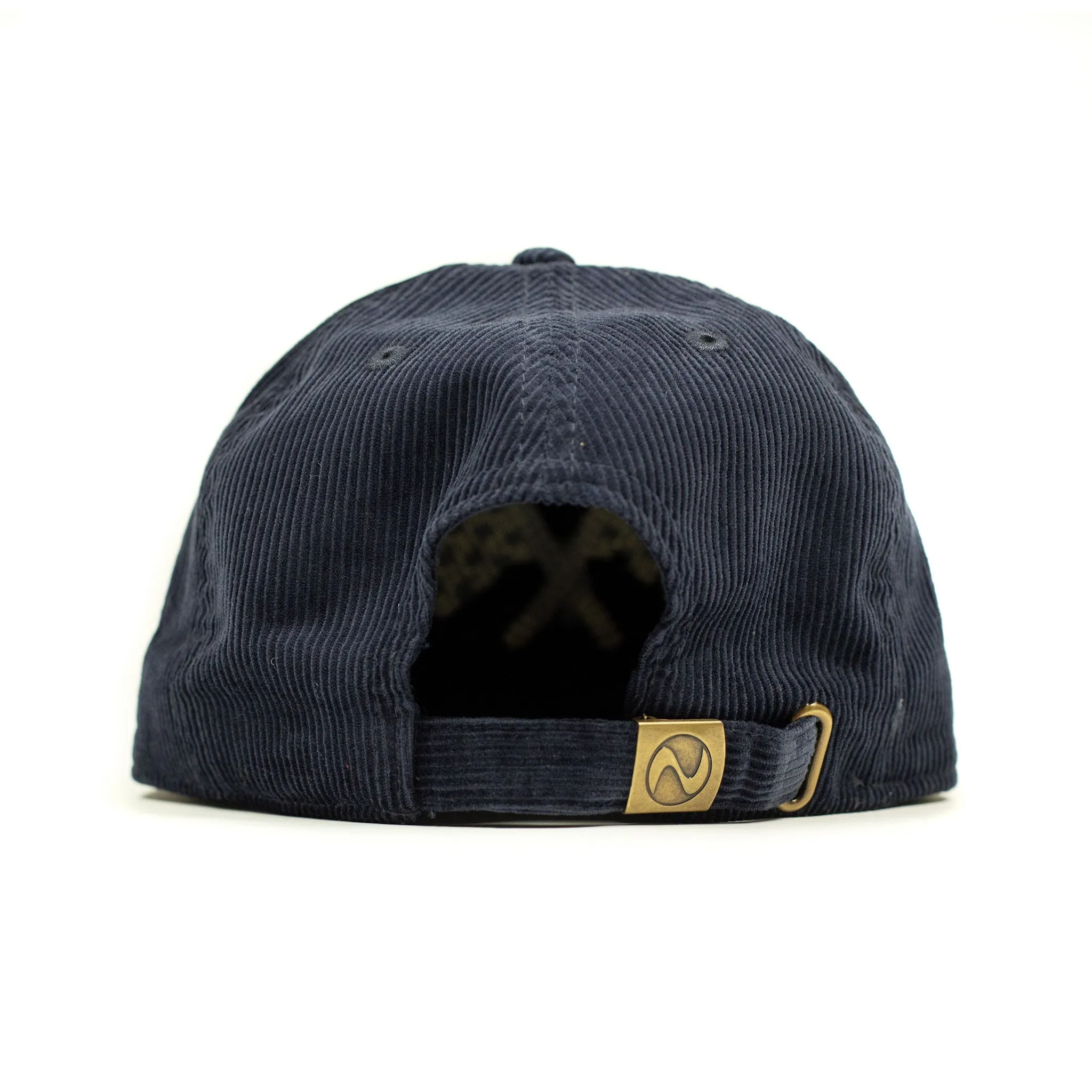 Corduroy cap in navy with racing flag chainstitched embroidery