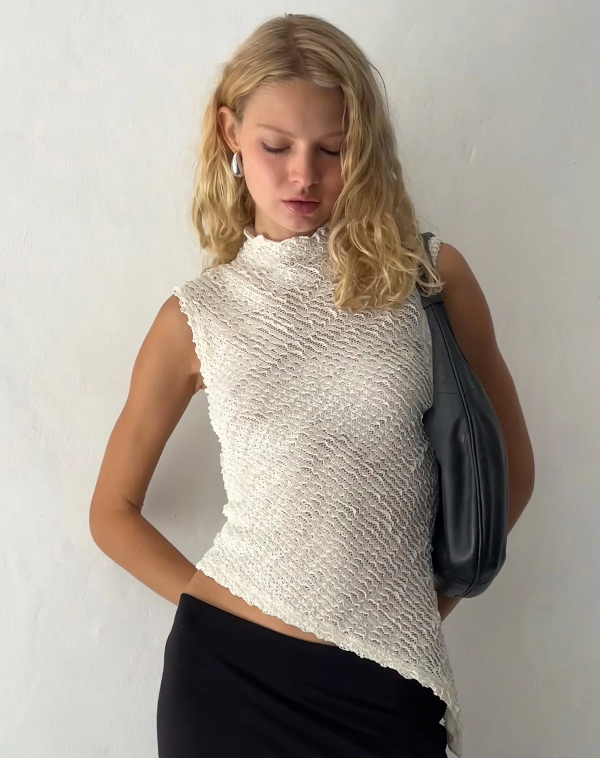 Ember Sleevless Top in Textured Ivory