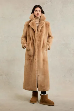 Holland Cooper Asygarth Faux Fur Coat in Natural