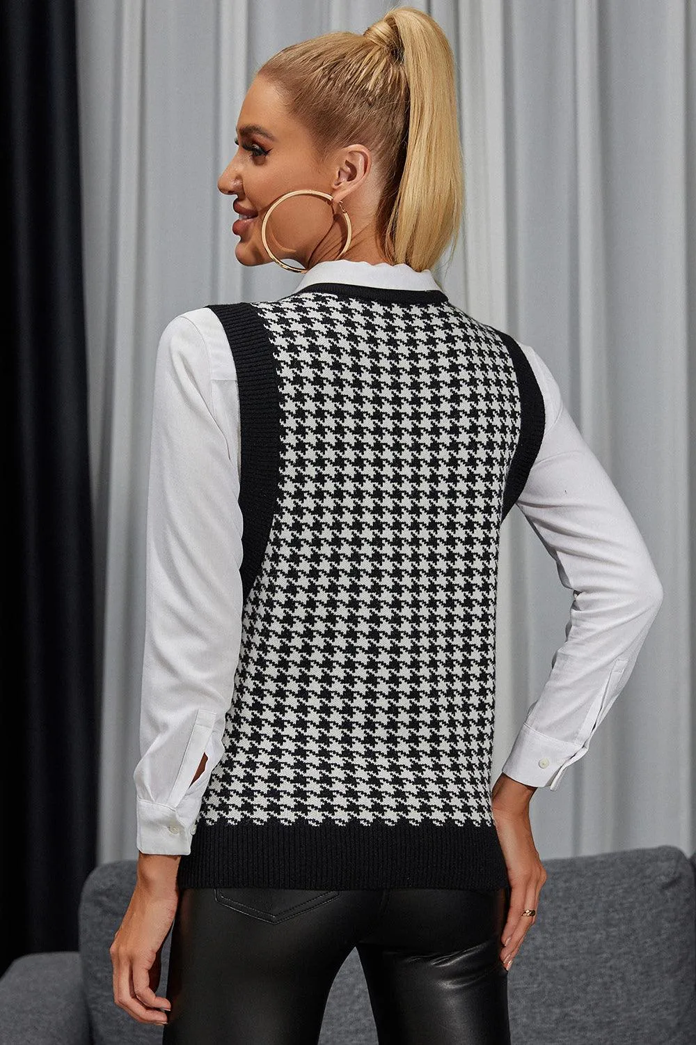 Houndstooth Round Neck Sweater Vest