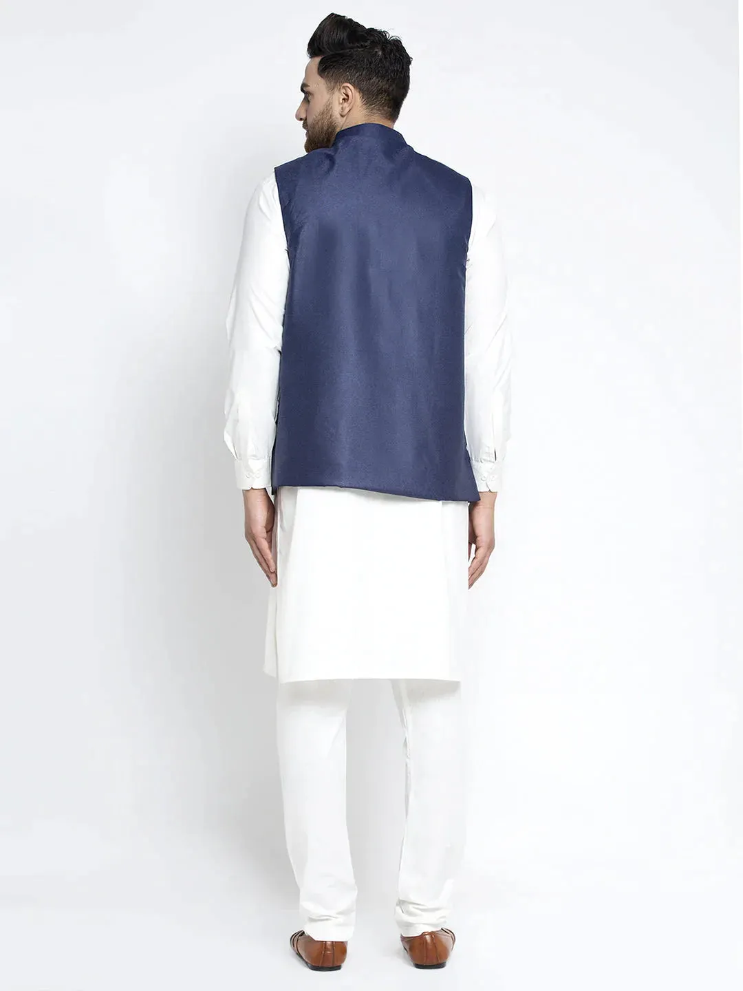 Men'S Solid White Cotton Kurta Payjama With Solid Navy Waistcoat