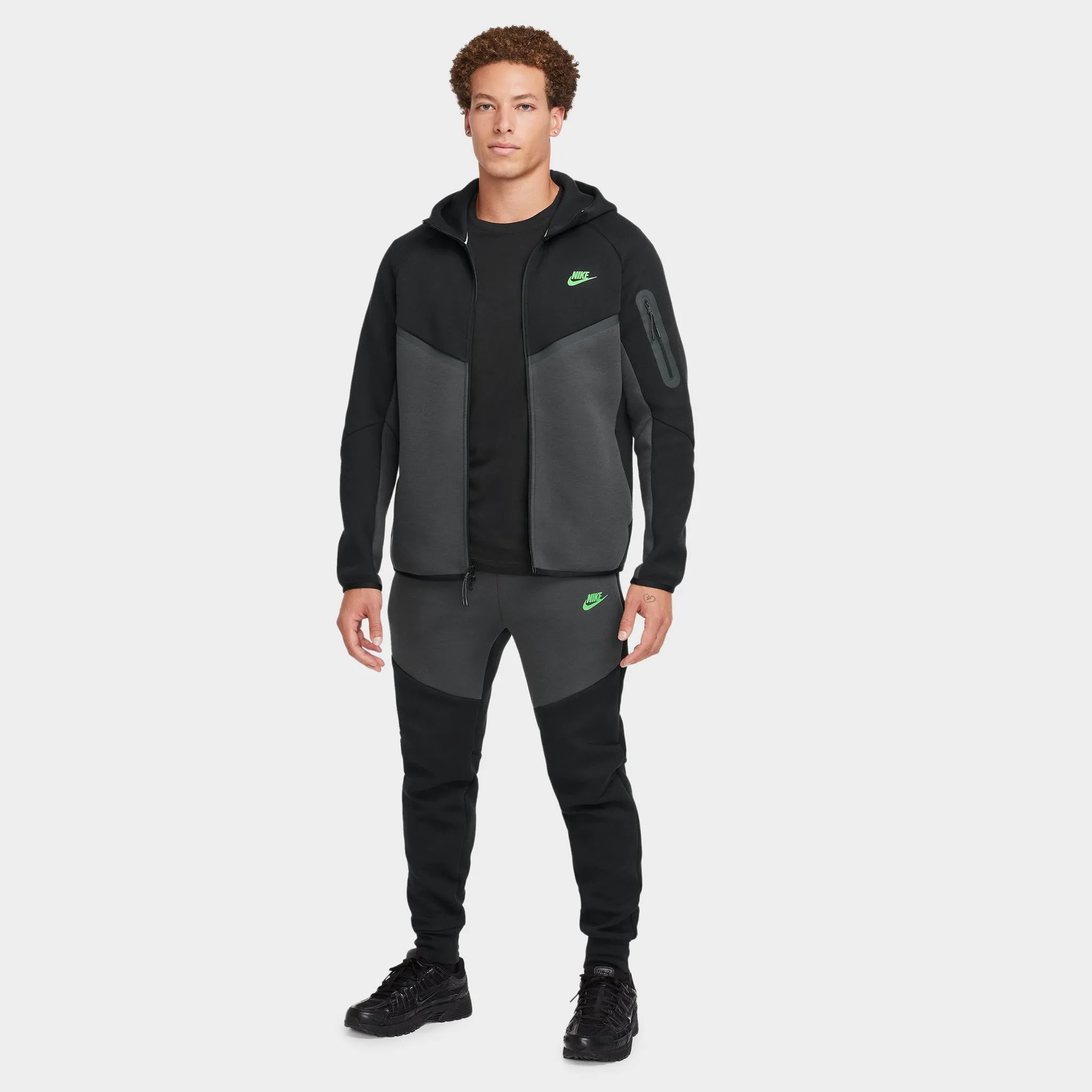 Nike Tech Fleece Full-Zip Windrunner Hoodie Black / Anthracite / Green Strike