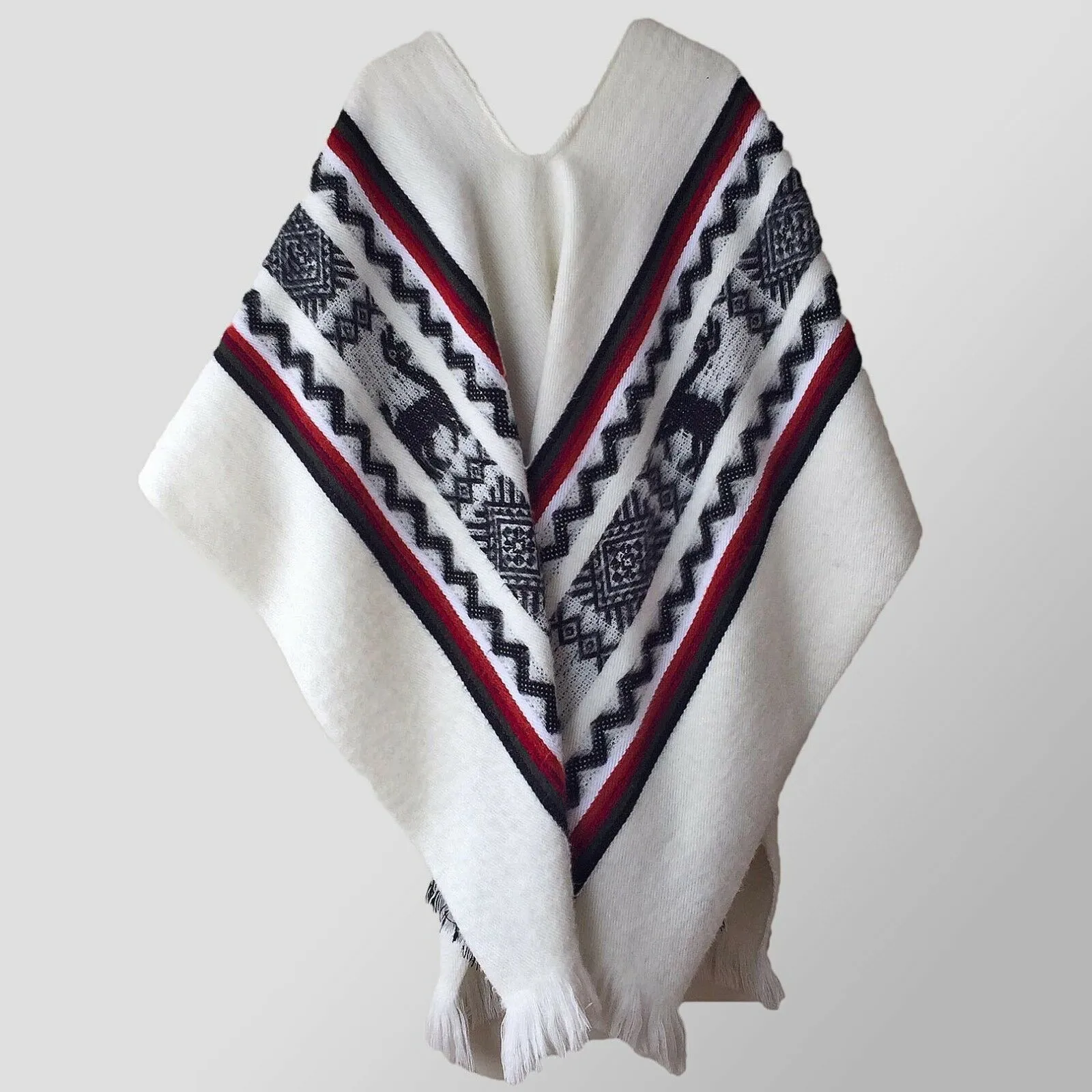 Numbatkaime - Llama Wool Unisex South American Handwoven Serape Poncho - llamas pattern