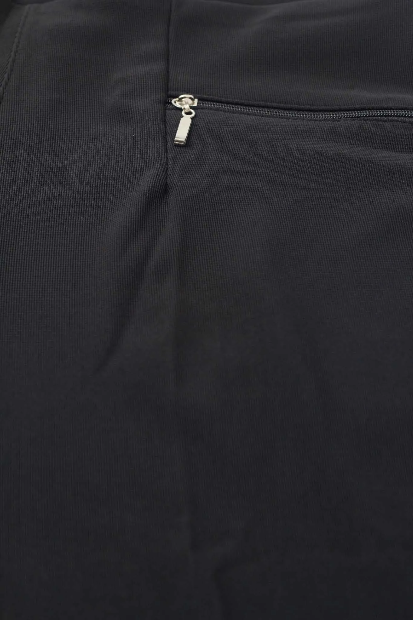 Plain Pants with Zipper Pocket - Black