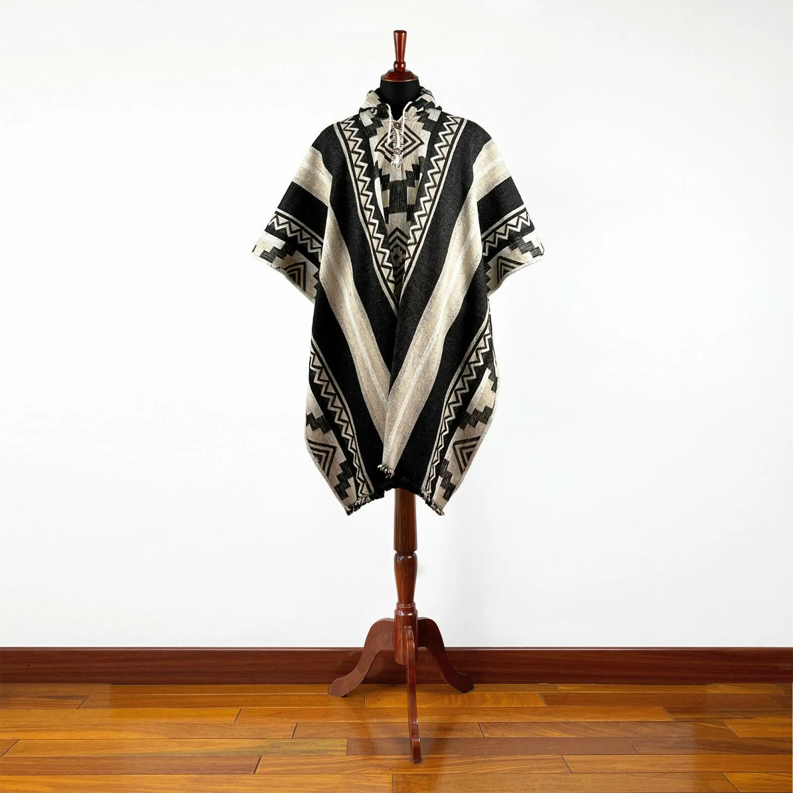 Tuna - Llama Wool Unisex South American Handwoven Thick Hooded Poncho - Andean pattern - natural colours