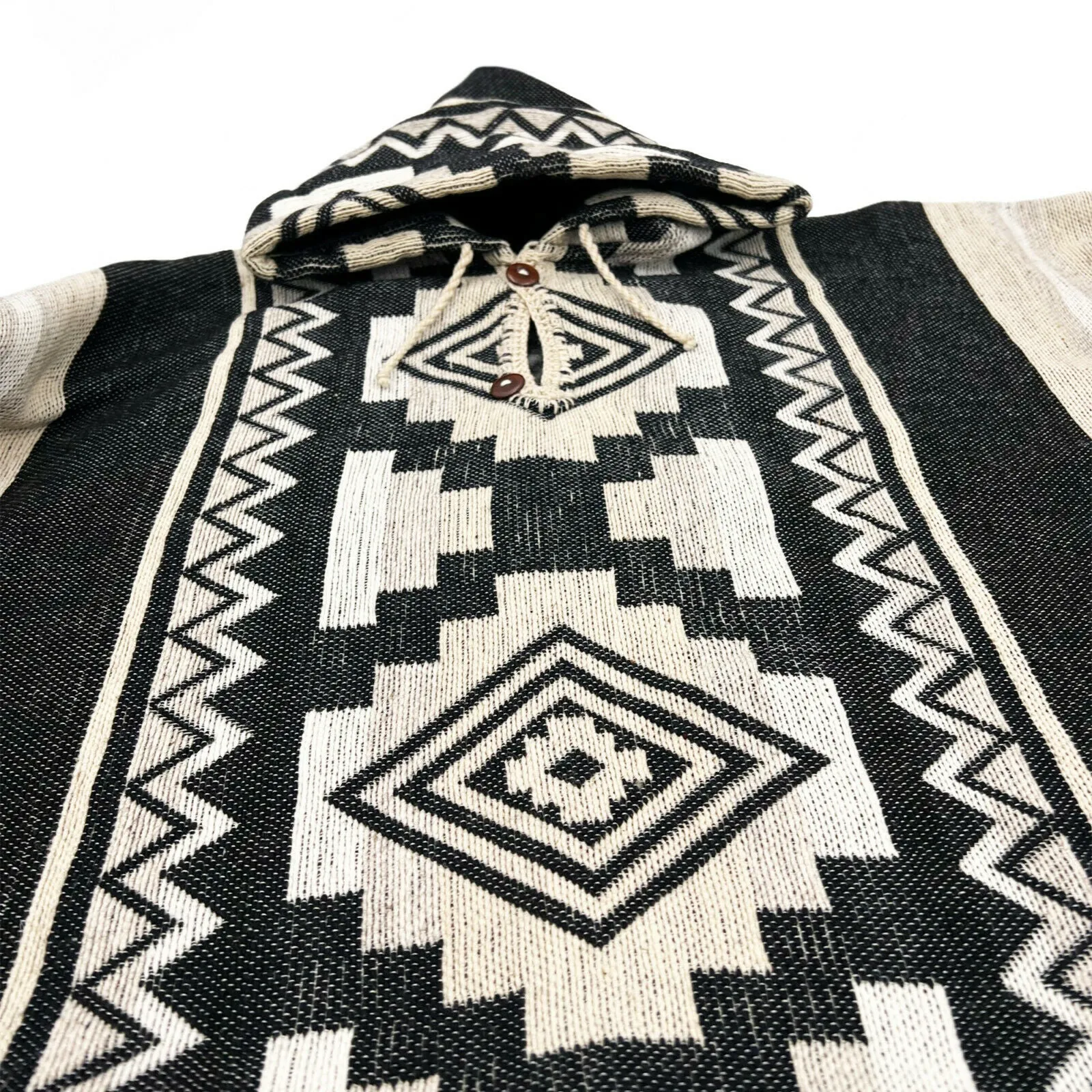 Tuna - Llama Wool Unisex South American Handwoven Thick Hooded Poncho - Andean pattern - natural colours