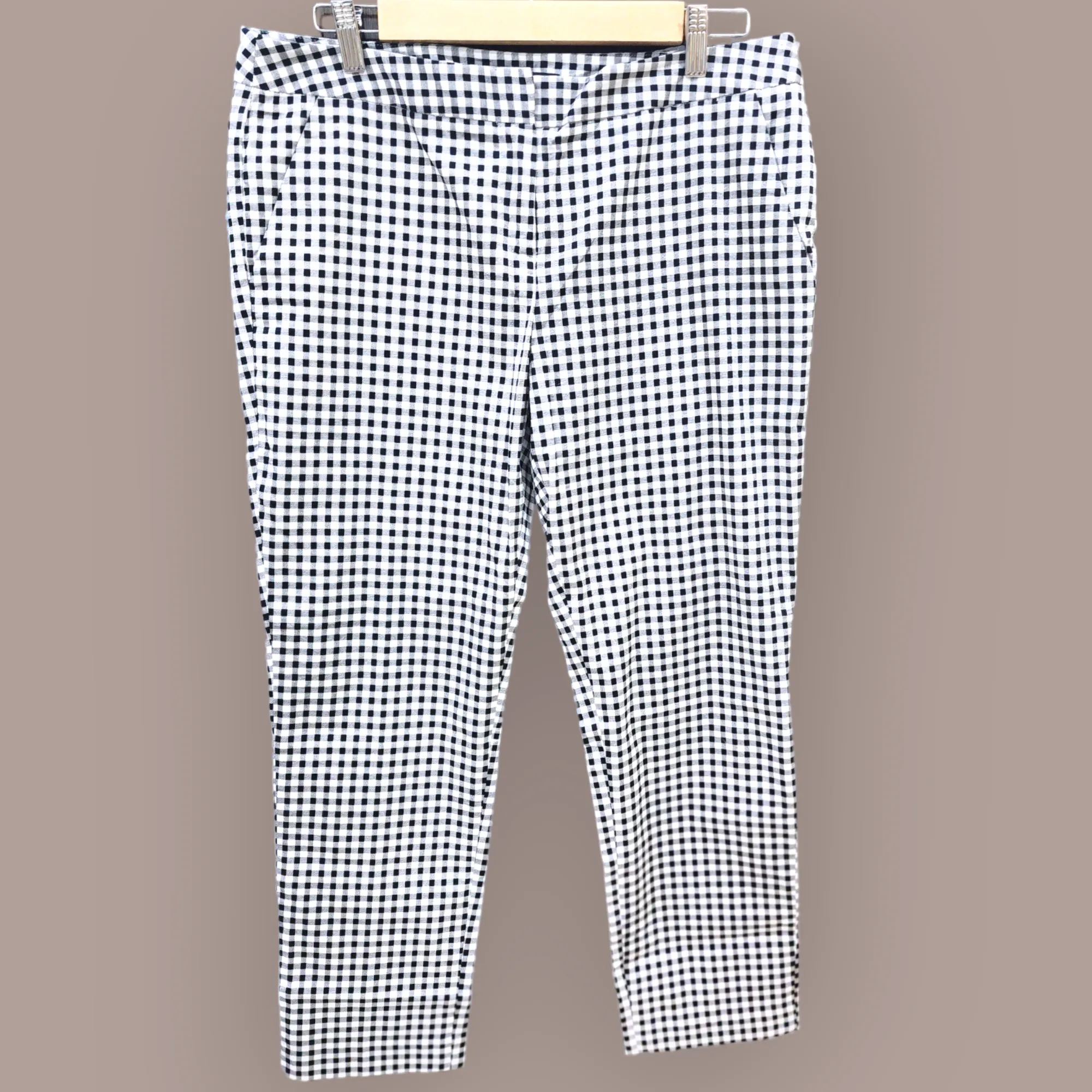 White Small Checks Pants