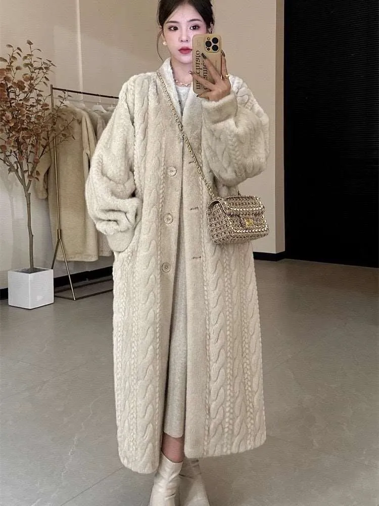 Women's Elegant Twist Knit Faux Fur Coat