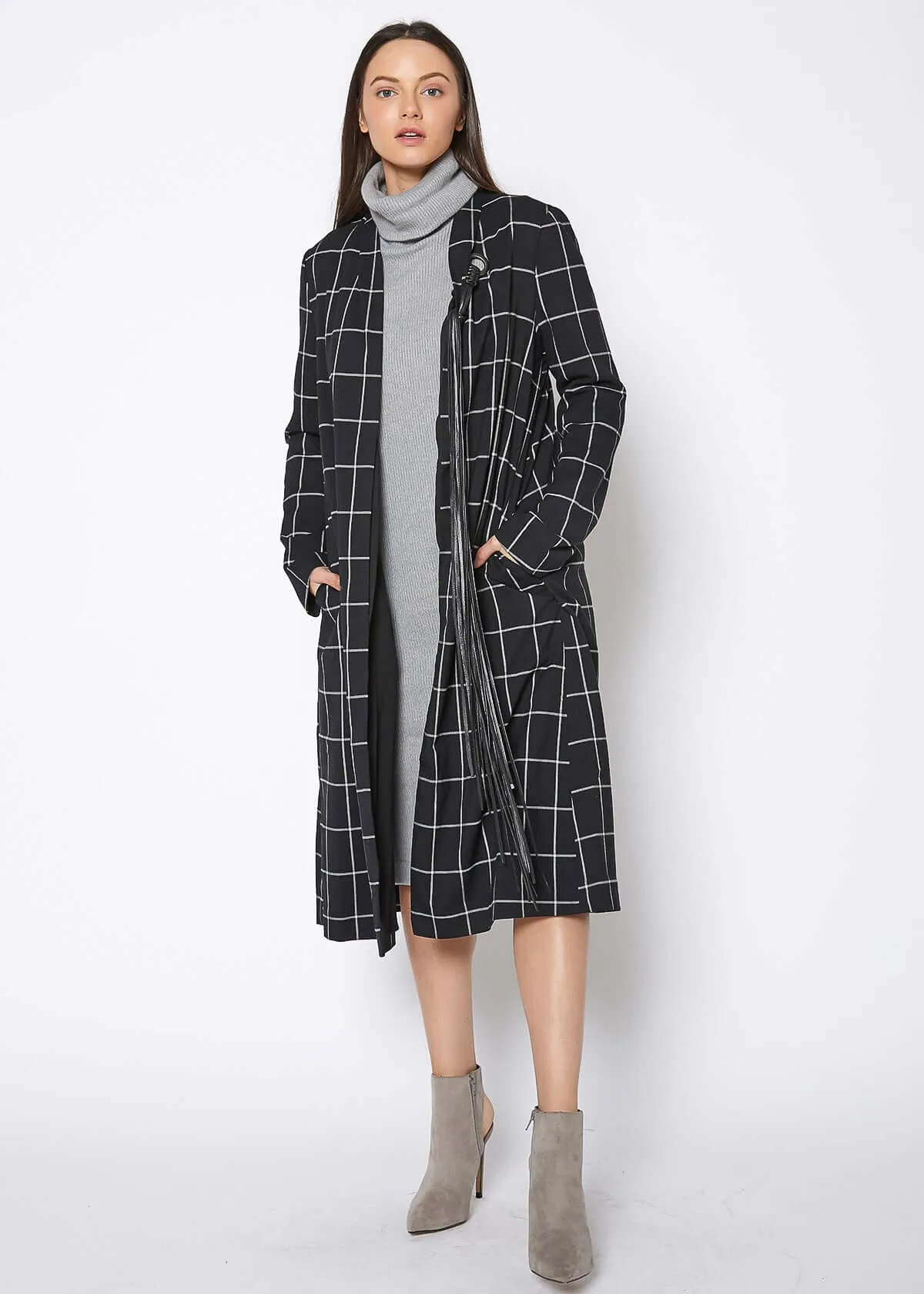 Women's Minimalist Grid Longline Coat In Black